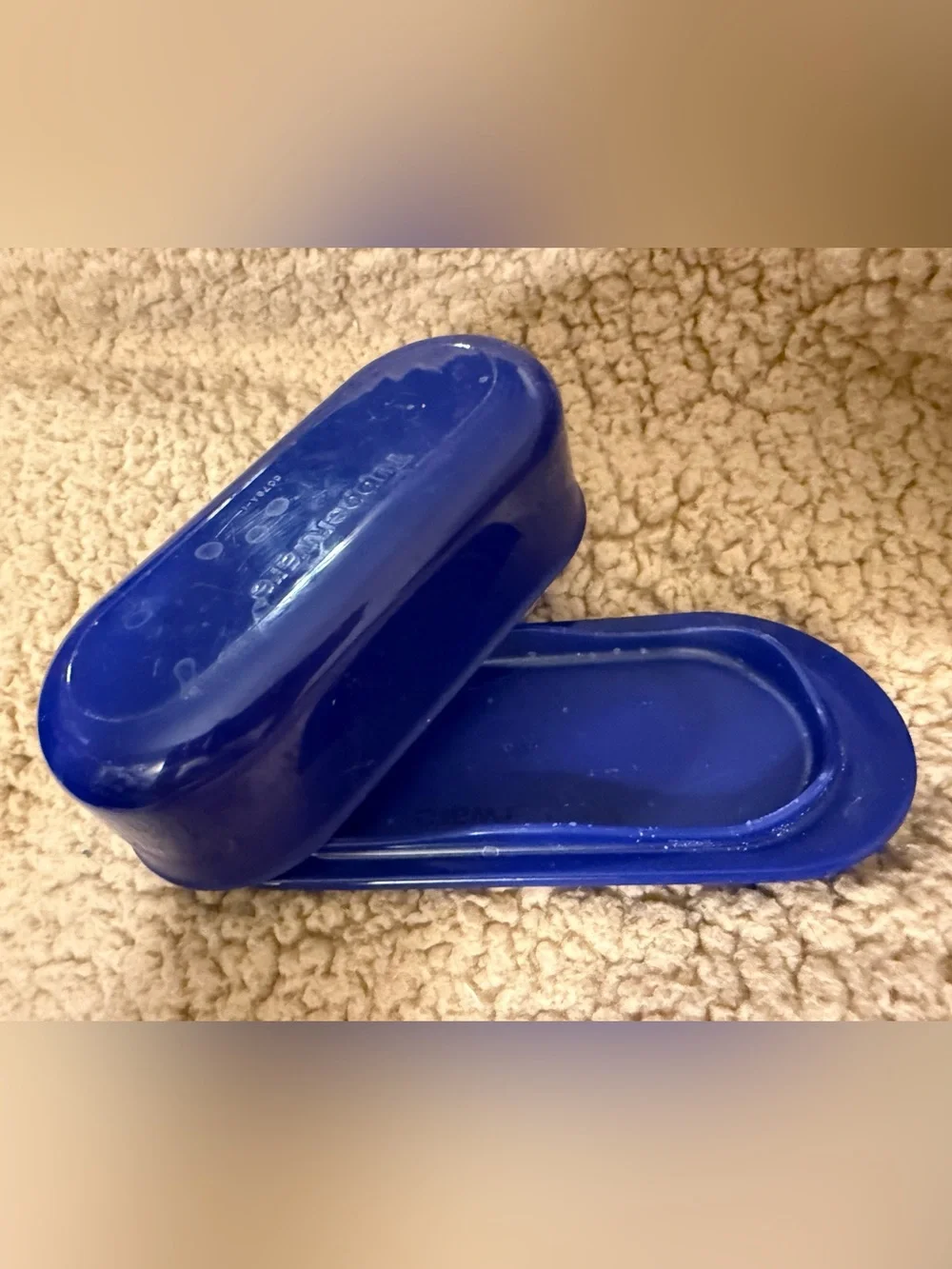 Tupperware compact blue
